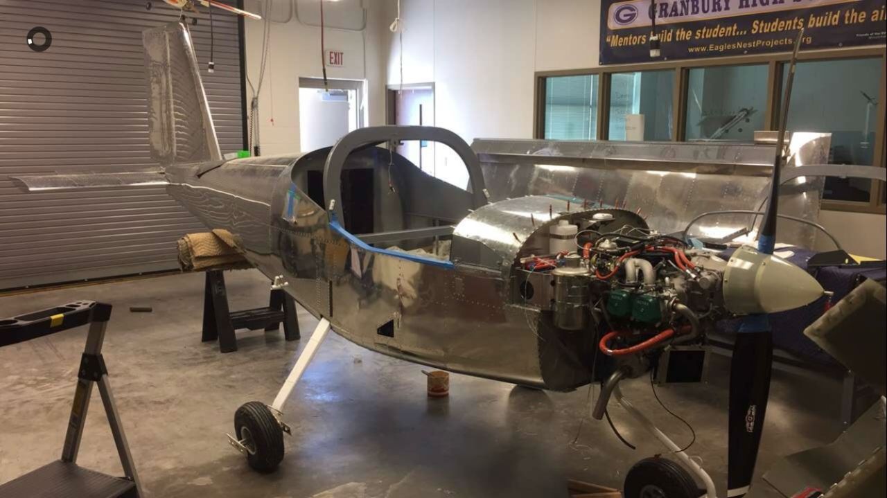 RV-12 aircraft under construction in a workshop